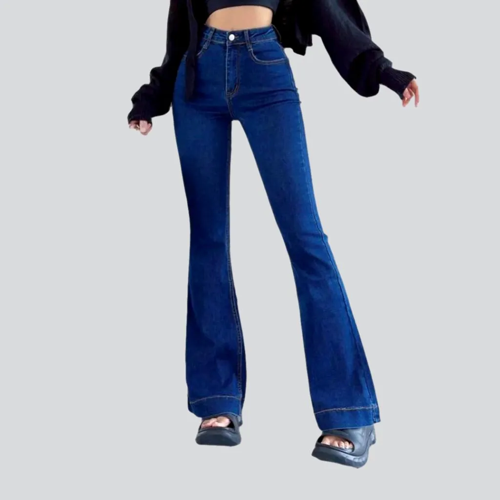 Bootcut stretchy jeans for women