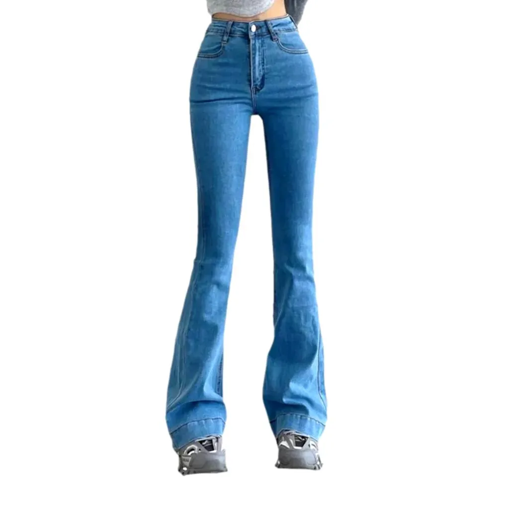 Bootcut stretchy jeans for women