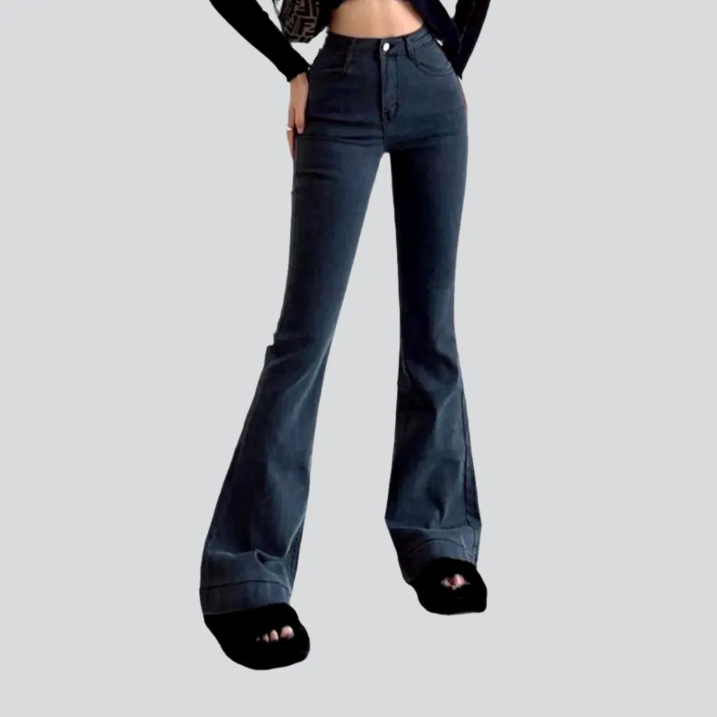 Bootcut stretchy jeans for women