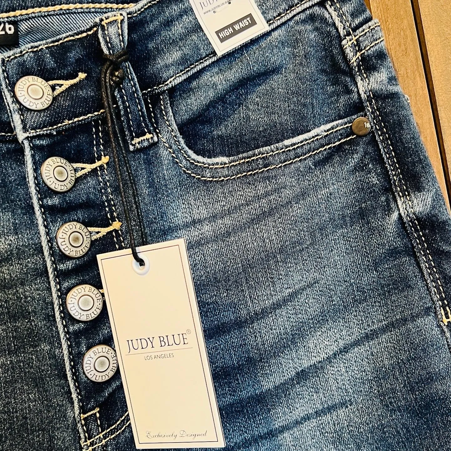 Judy Blue Button Fly Skinny